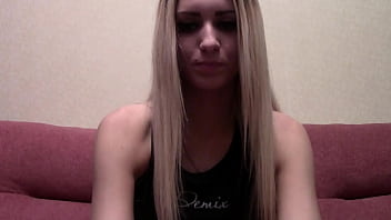 Jenny B, 19 ans, blonde, non nue, SFW Webcam