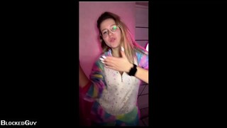 teen live slut shaking boobs