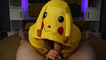 Pikachu est un mangeur de sperme