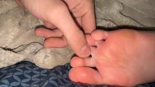 Rate her toes and soles in the comments