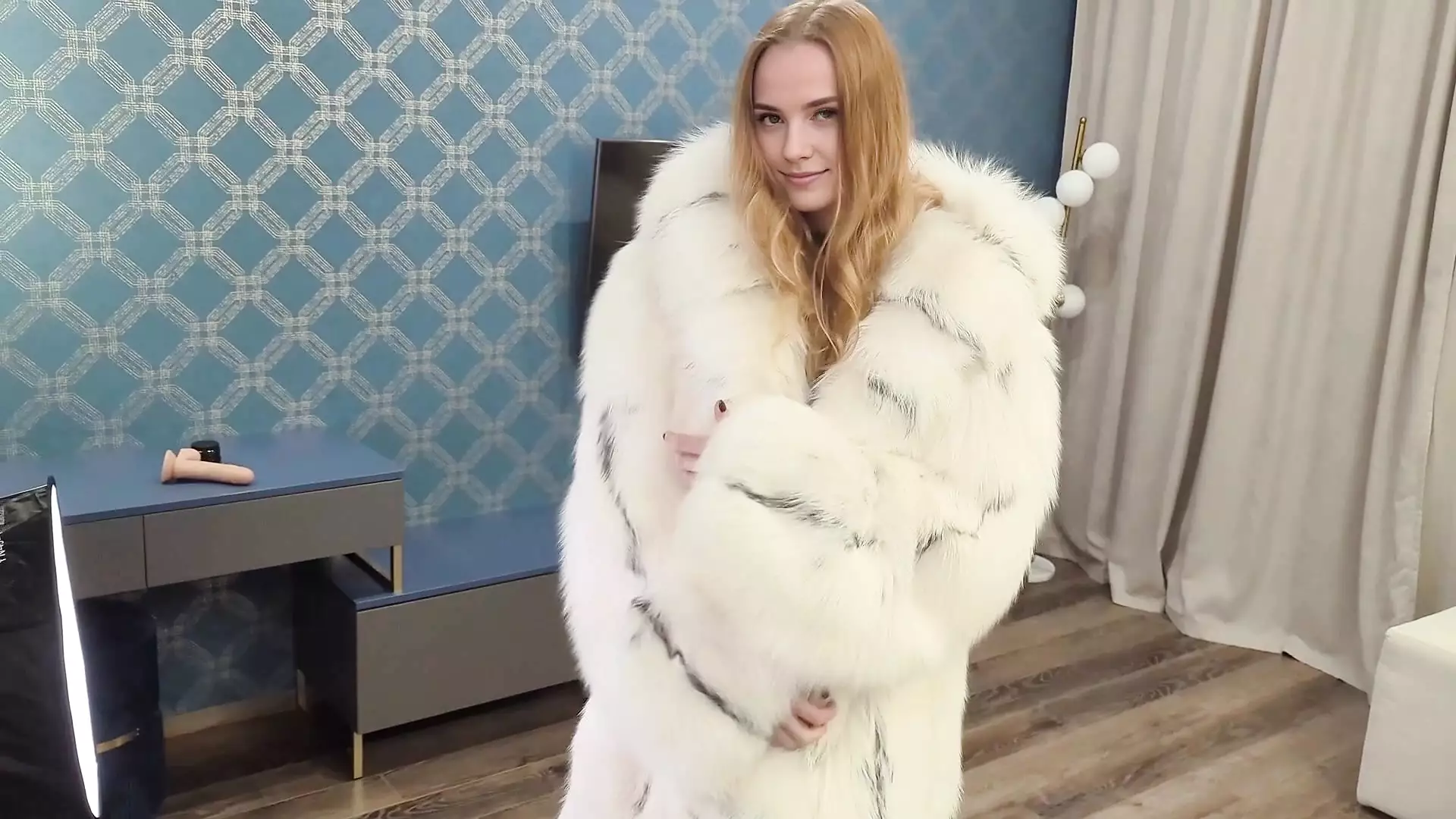 Fucking Fur Queen in a massive luxury fur coat! ANAL fur coat sex (Short version)