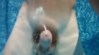 23 Massive Squirts: Amateur Underwater Adventure