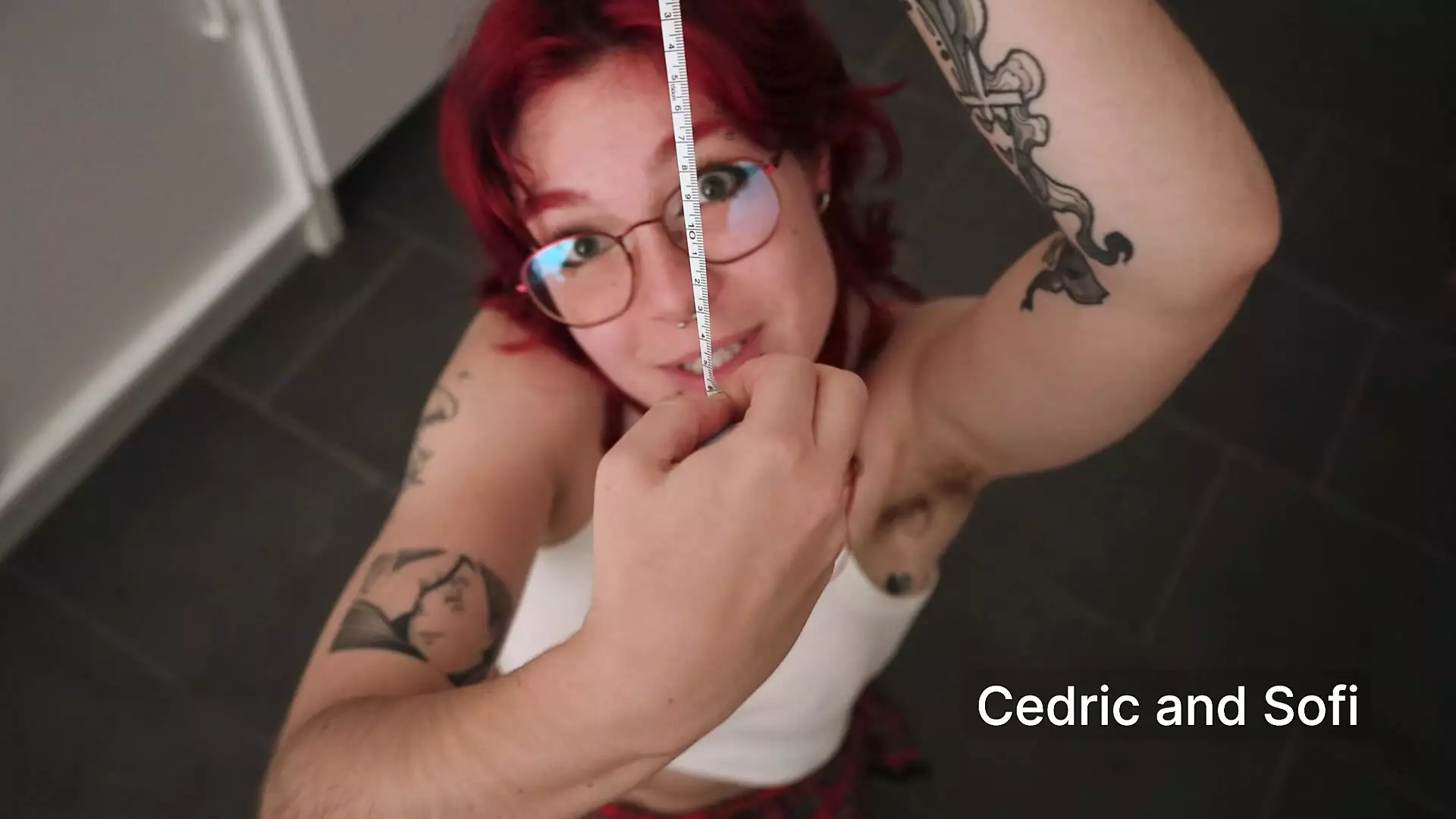 Nerdy Student Girl Invites Friend for Dick Measuring