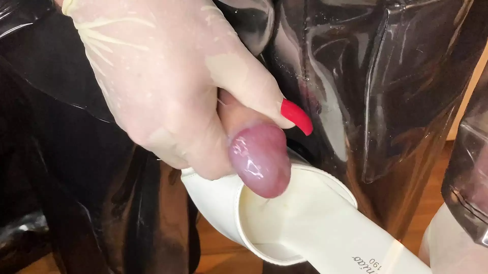 75 Cumshots on High Heels