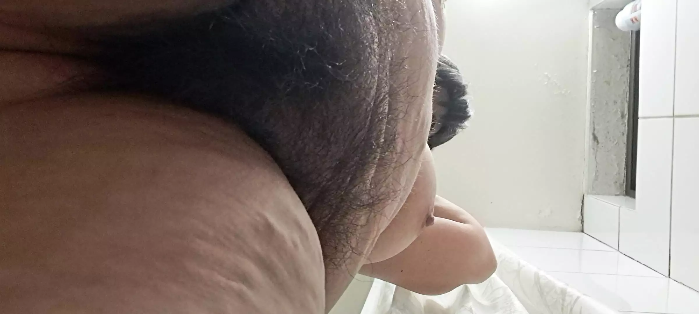 Mature milf her hairy and hot pussy from below wants a cock