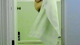 bbw bathroom voyeur #3