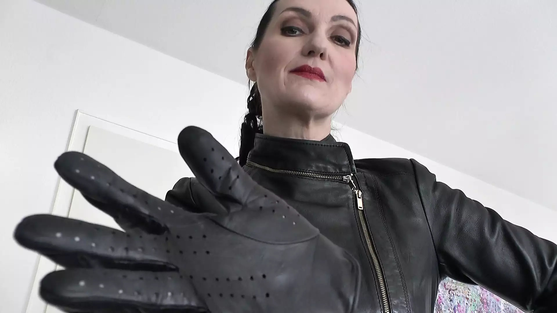 Sniffing Leather Gloves, Hand Over Mouth Lady Victoria Valente Instructions for Masturbating