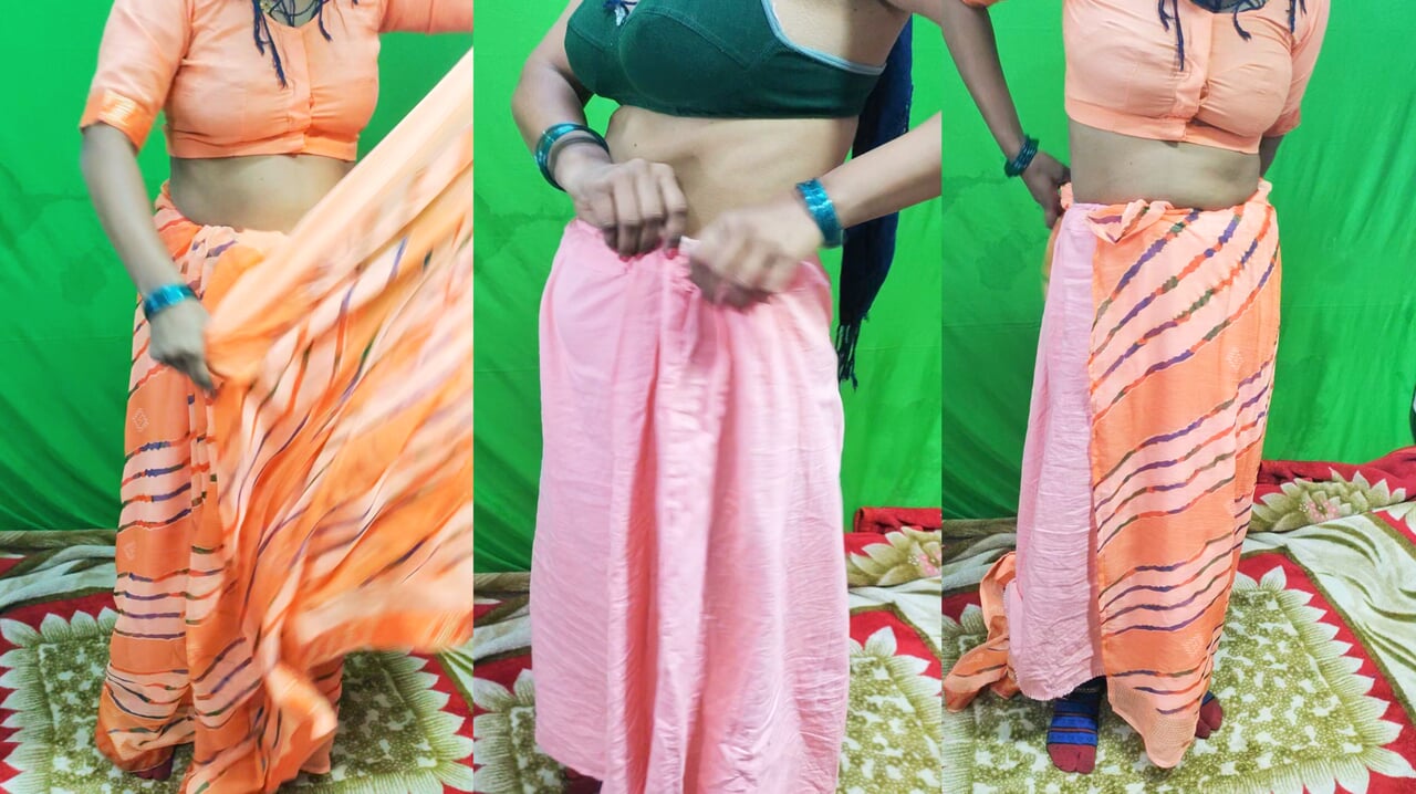 Indian Hot Bhabhi 🥵 saree change - in hindi video