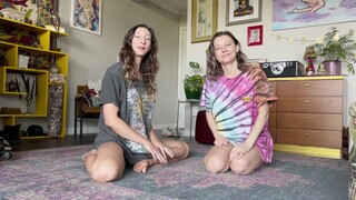 Yoga Duo 13555068-1080p