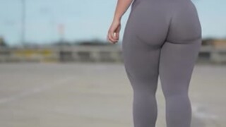 Bubble Booty Blonde Pawg