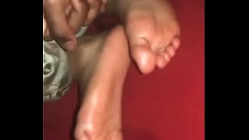 Femdom GF ignores me fucking her pretty feet with BBC