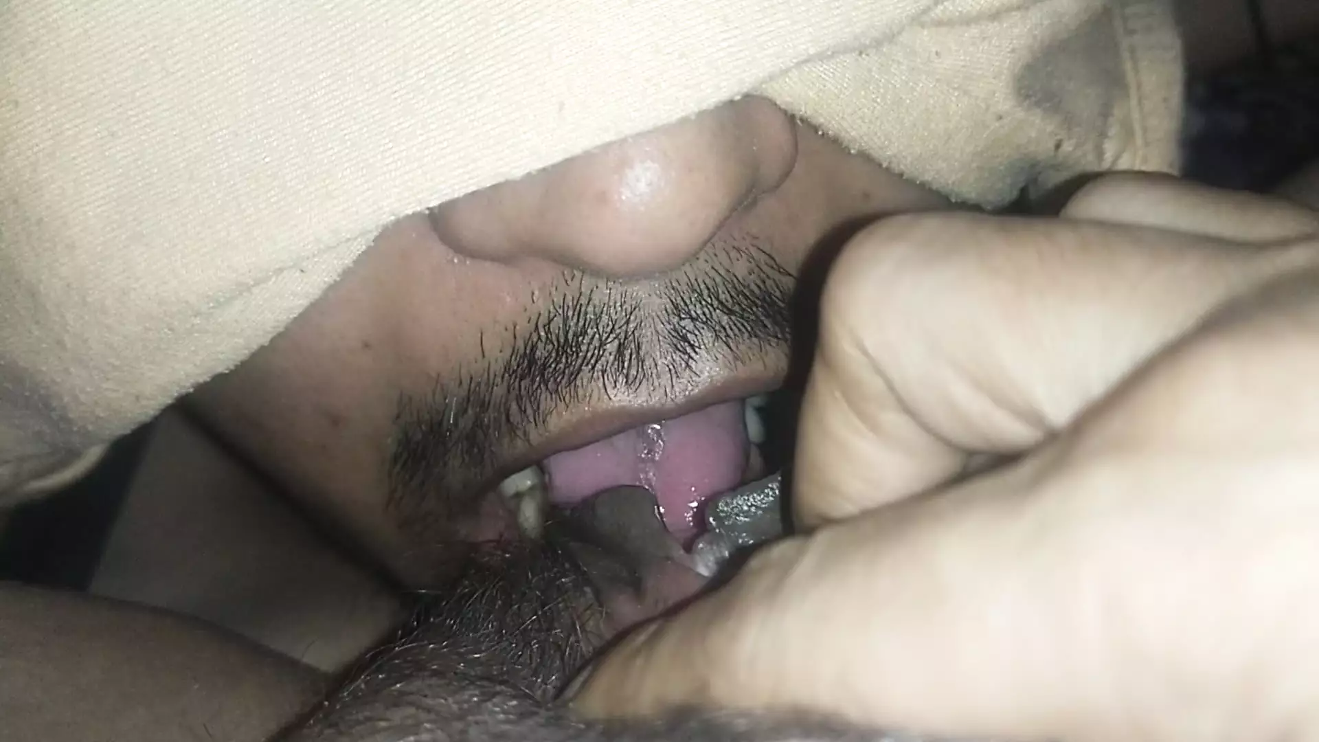 Wife's pussy juice took in mhu