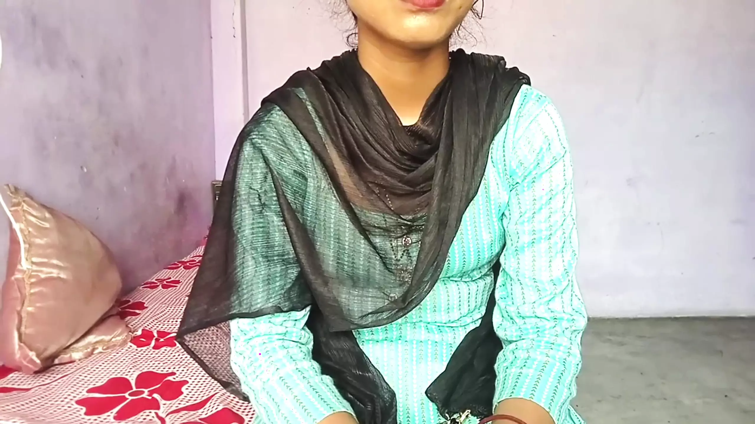 hot indian 20 years old village neighbor virginity girl loose our virginity with stranger first time sex