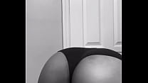 Ebony Shakes Her Fat Ass