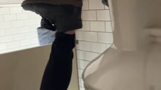 Mature peeing 1