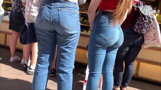 French teen incredible ass in jeans