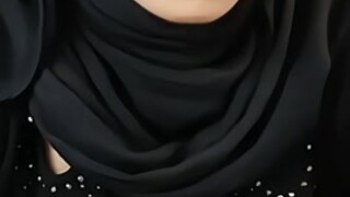 Cute MusliM Camgirl In Hijab Teases