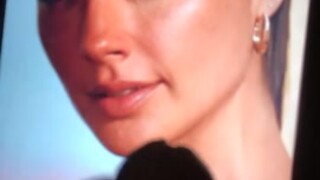 Gal Gadot cum tribute