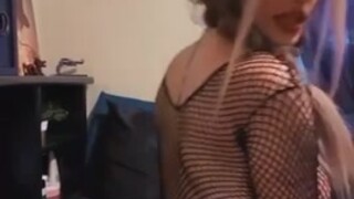 Pregnant Russian slut sell her nudes