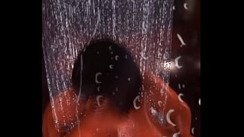 FAT WET BLACK ASS IN THE SHOWER